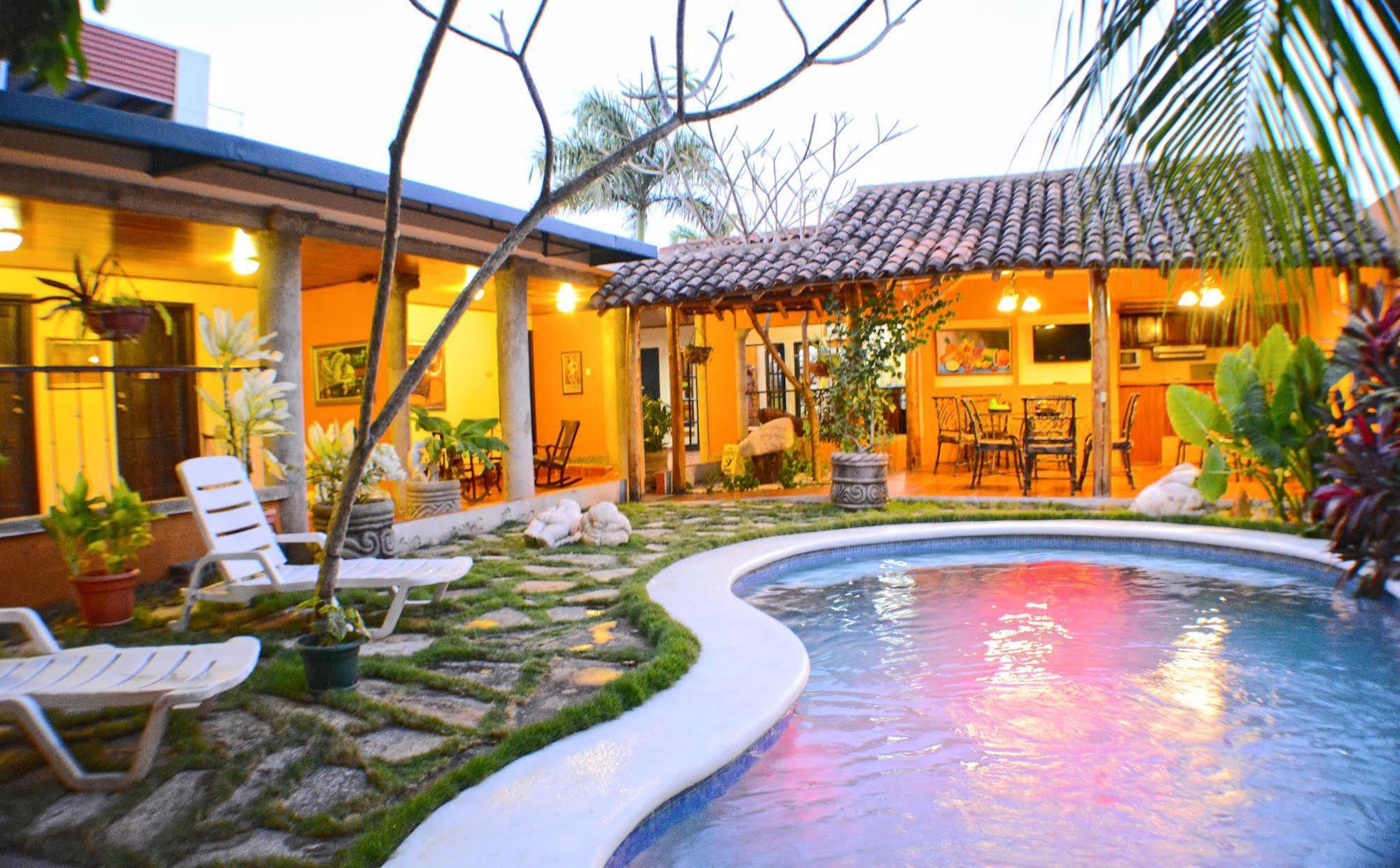 Hotel Colonnade Nicaragua Managua Buitenkant foto