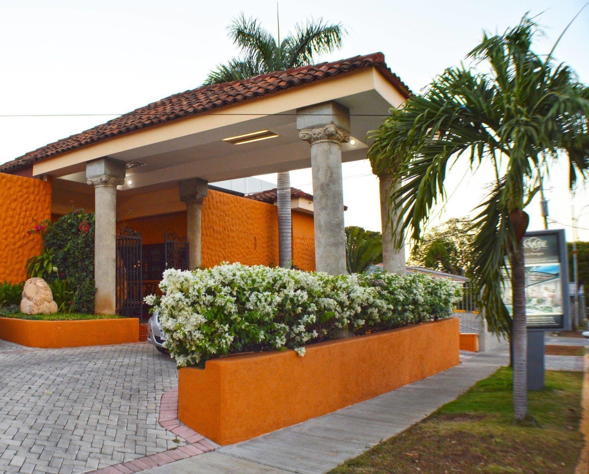 Hotel Colonnade Nicaragua Managua Buitenkant foto